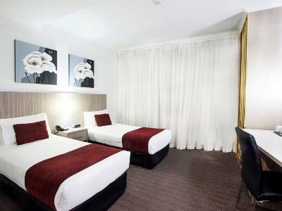 Metro Marlow Hotel 4*