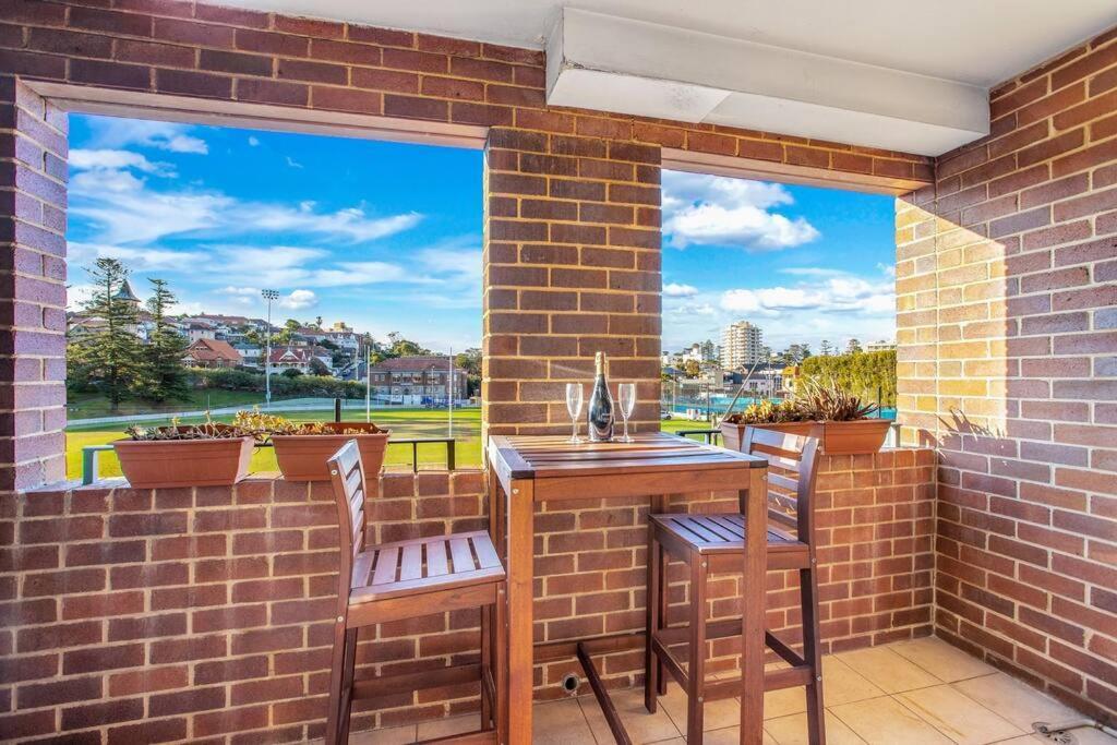 Perfect Manly Retreat, In The Heart Of Manly, Family & Couple Friendly With Car Spot Apartment