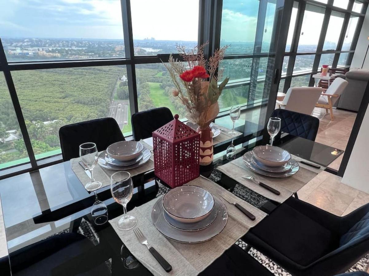 High Level Fabulous View 4beds In Olympic Park * Sydney