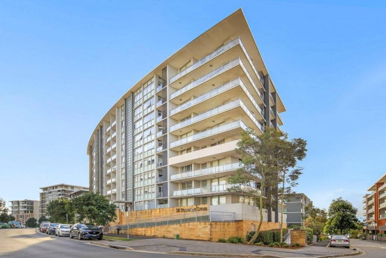 2 Bedroom In The Heart Of Rhodes Apartment Sydney