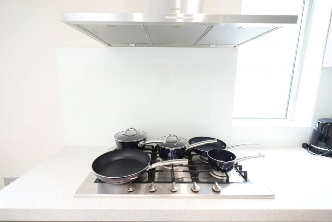 2 Bedroom In The Heart Of Rhodes * Sydney