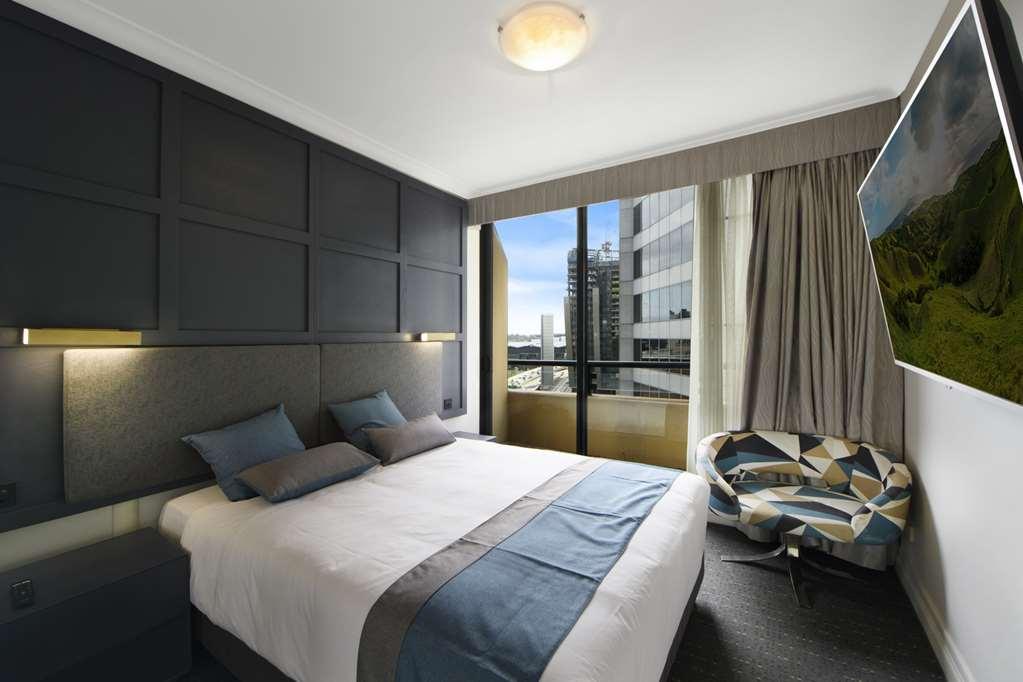 Yehs Harbour Hotel