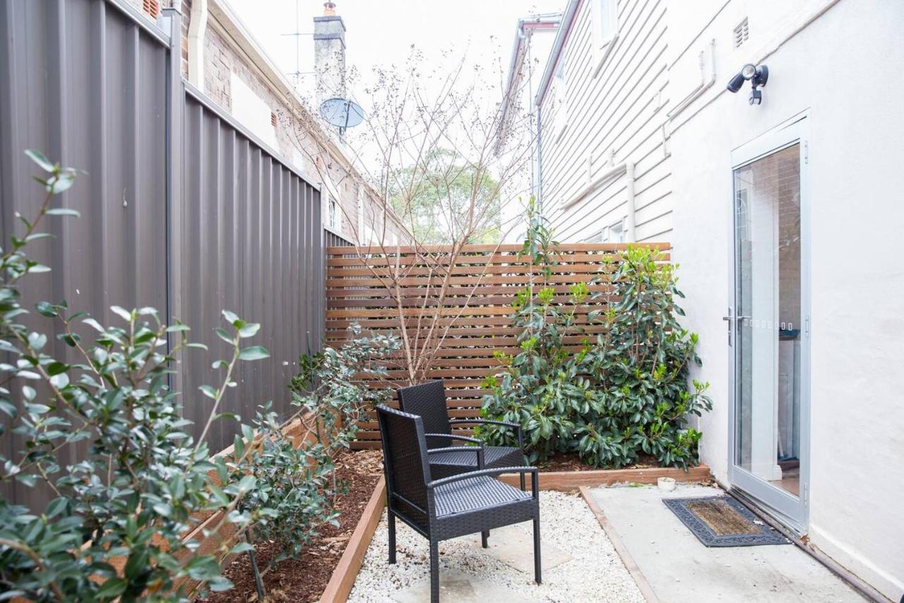 Esperanza Gardens - A Stylish Victorian