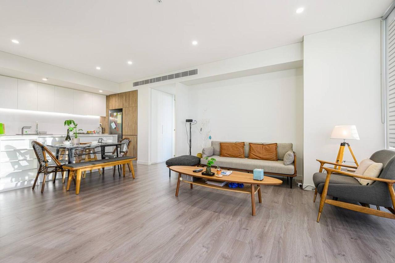 Lidcombe 2br Near Olympic Park Train Shopping Center Sydney