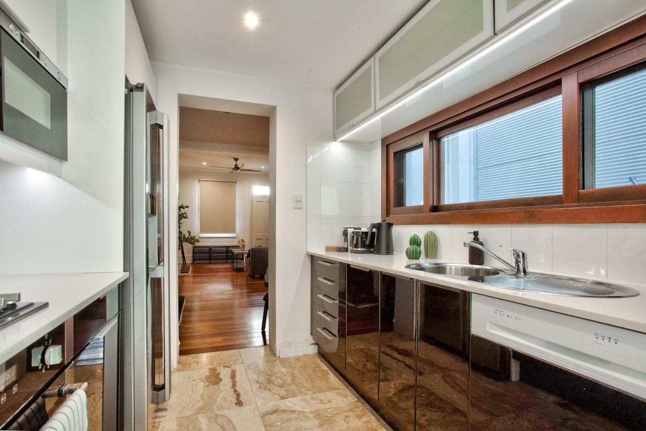 3 Bedrooms - Darling Harbour - Ada Place Holiday home Sydney