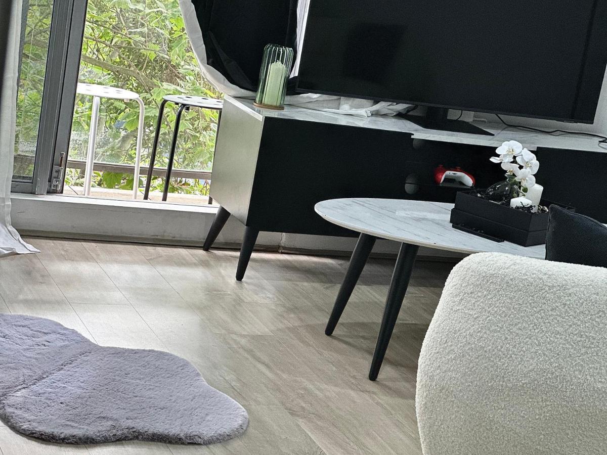 Cozy Nest In Crows Nest Apartment