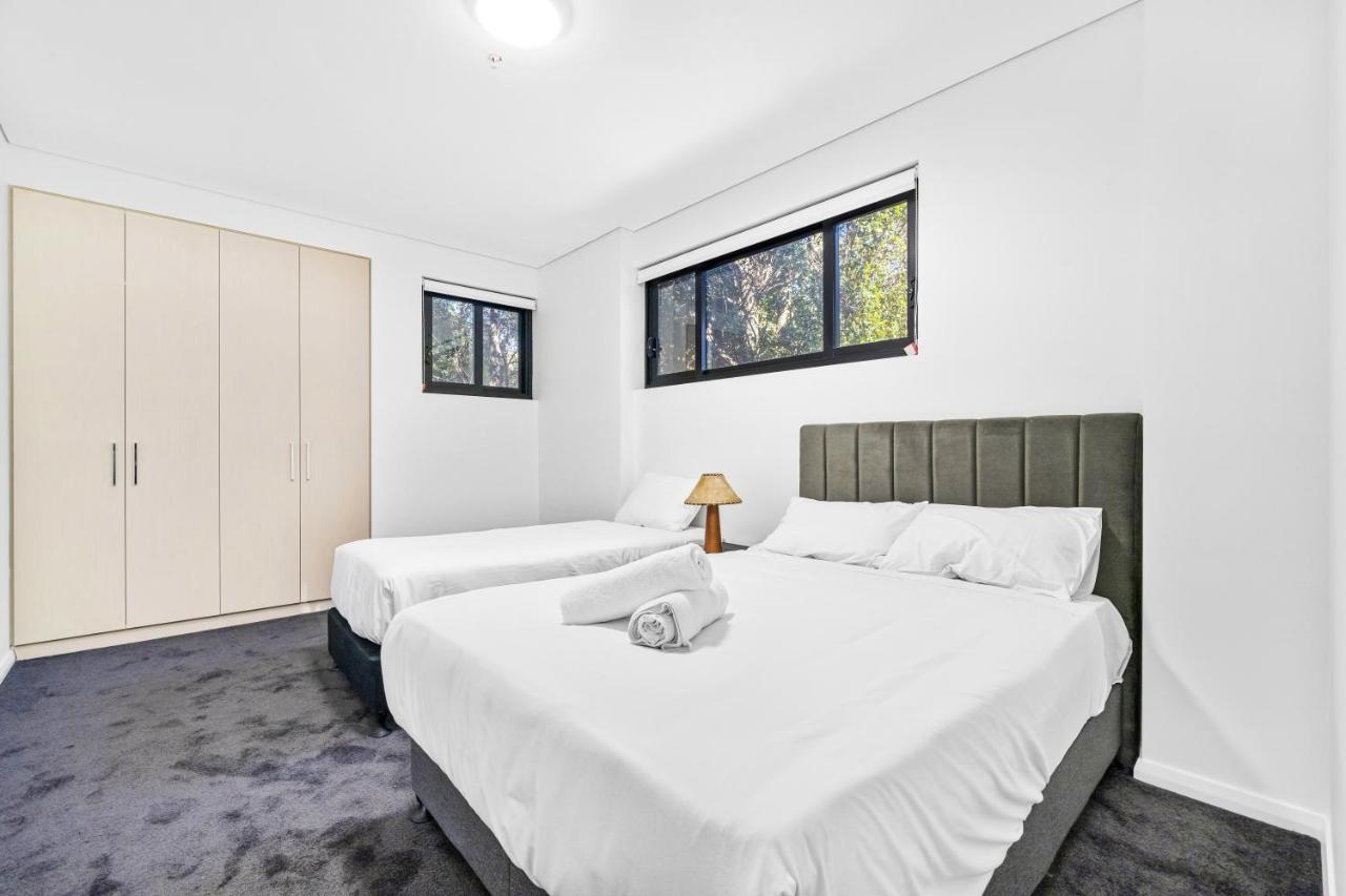 Urban Oasis In Heart Of Homebush Apartment *