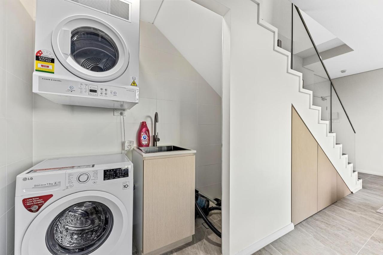 Urban Oasis In Heart Of Homebush *