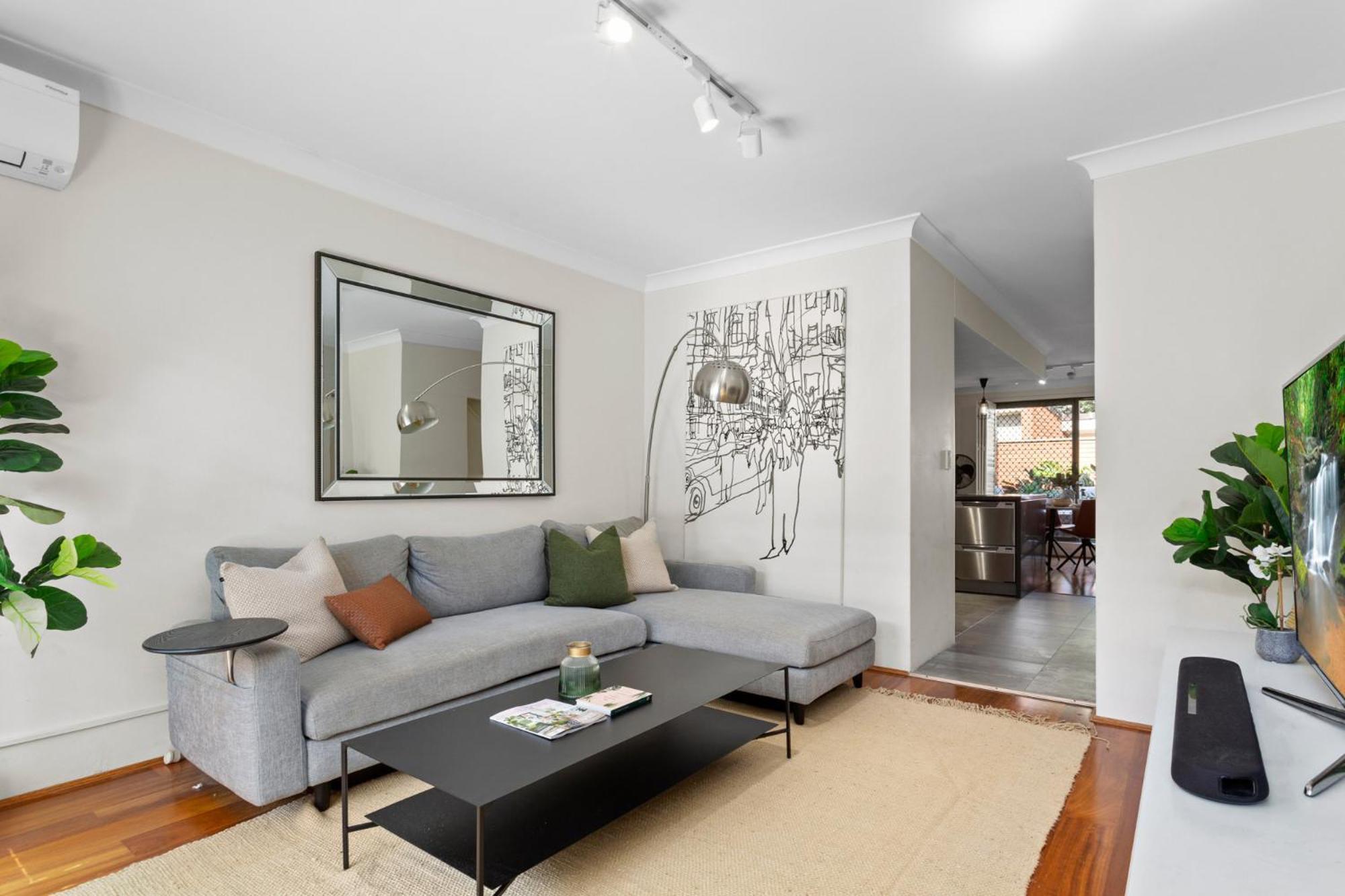 Elegantly Modern 2-bed In The Heart Of Chippendale Sydney