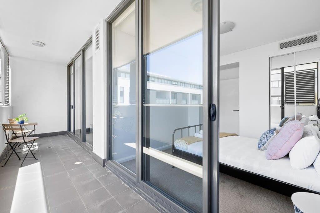New 3br In Kingsgrove Sleeps 7 Apartment *