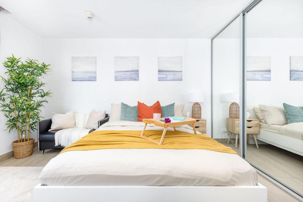 A Lovely 5min Walk To Bondi Apartment *