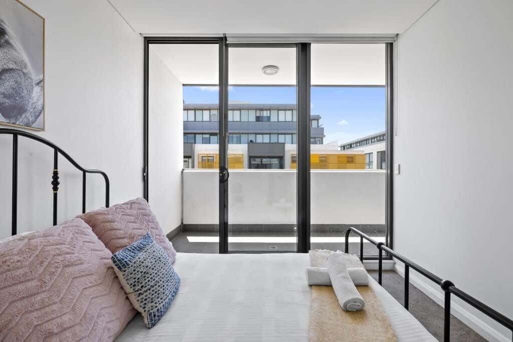 New 3br In Kingsgrove Sleeps 7 Apartment