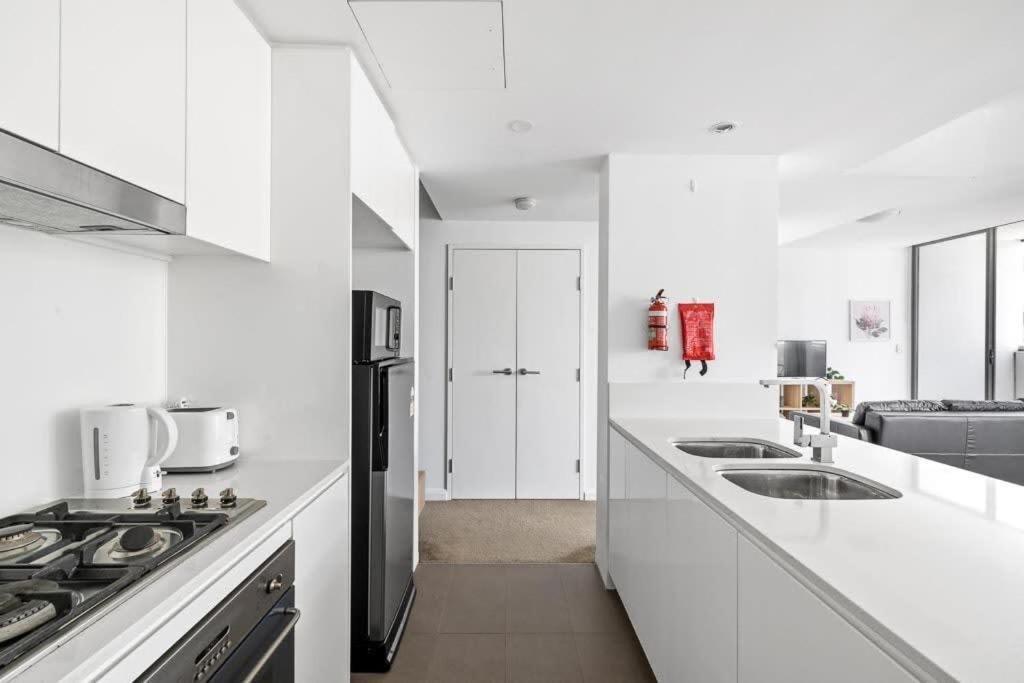 New 3br In Kingsgrove Sleeps 7 Apartment