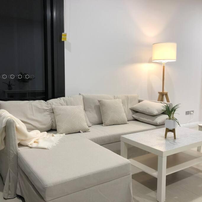Apartment 舒适的2卧公寓，带室内泳池和桑拿 Sydney