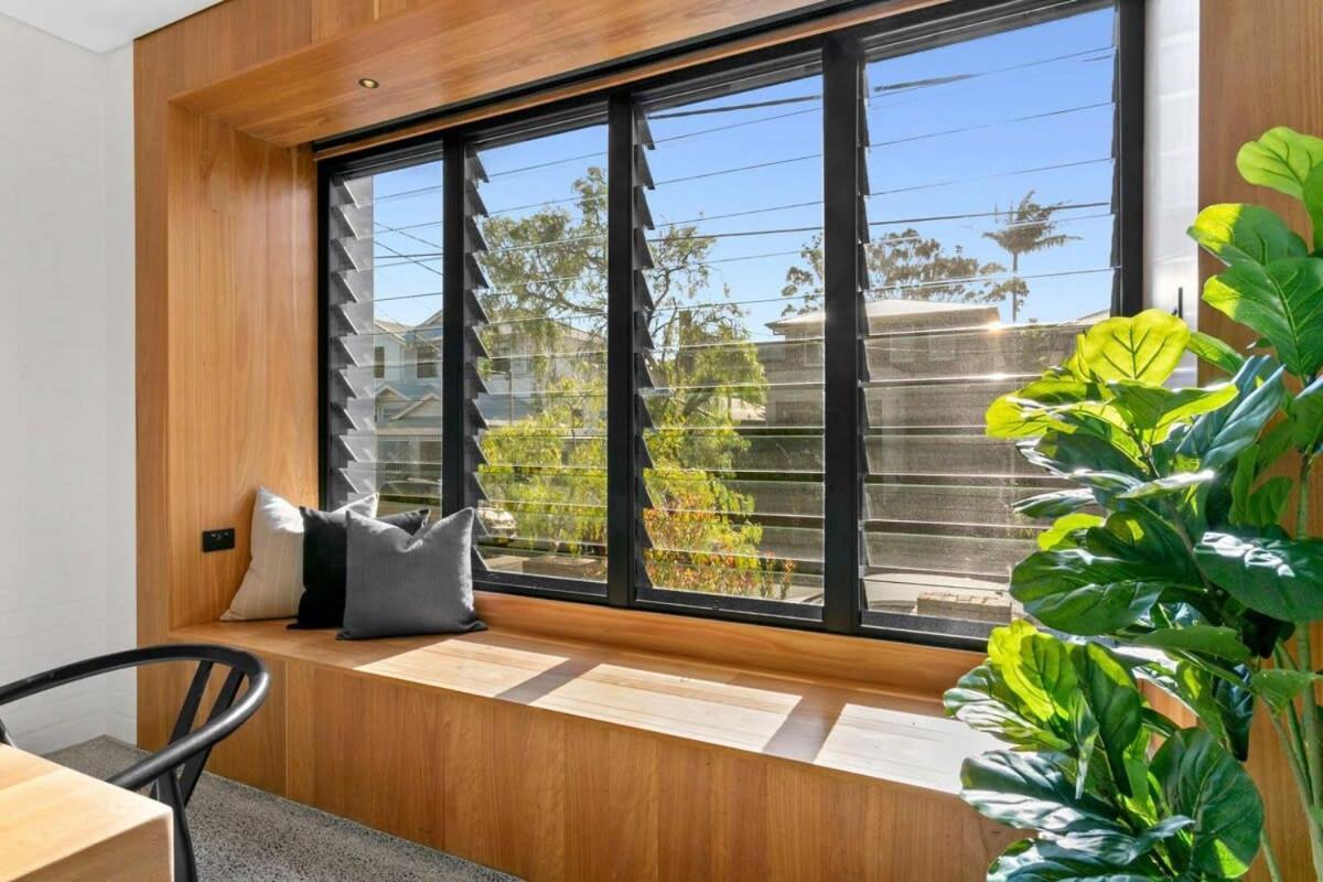 Impeccable 3-bed Near The Holiday home
