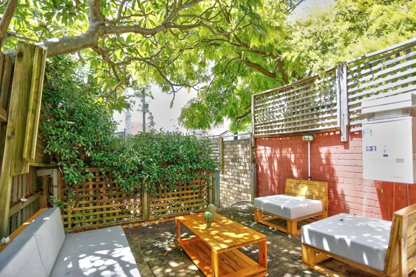 Spacious 3 Bedroom On The Edge Of Downtown Darghan St 2 E-bikes Included