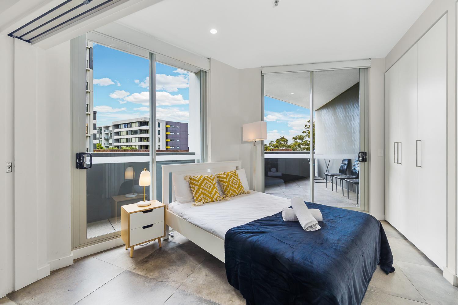 Apartment Kozyguru Mascot 2 Bed Free Parking Nma103 Sydney