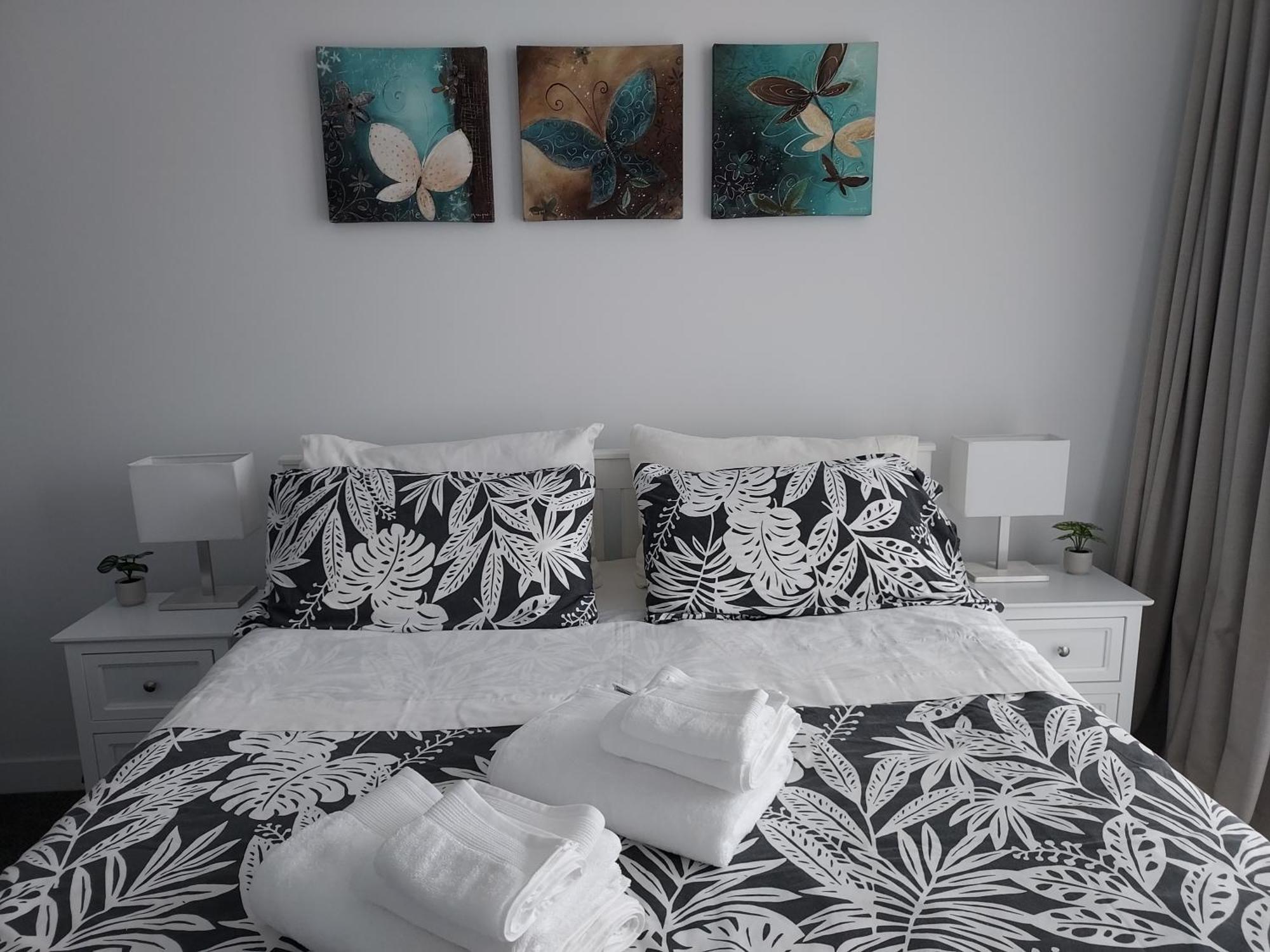 Erskineville Apartment *