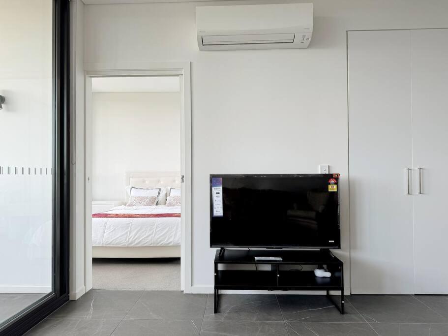 Modern 2brs@ Close2 Olympic Park Sydney