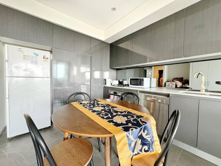 Apartment Modern 2brs@ Close2 Olympic Park *