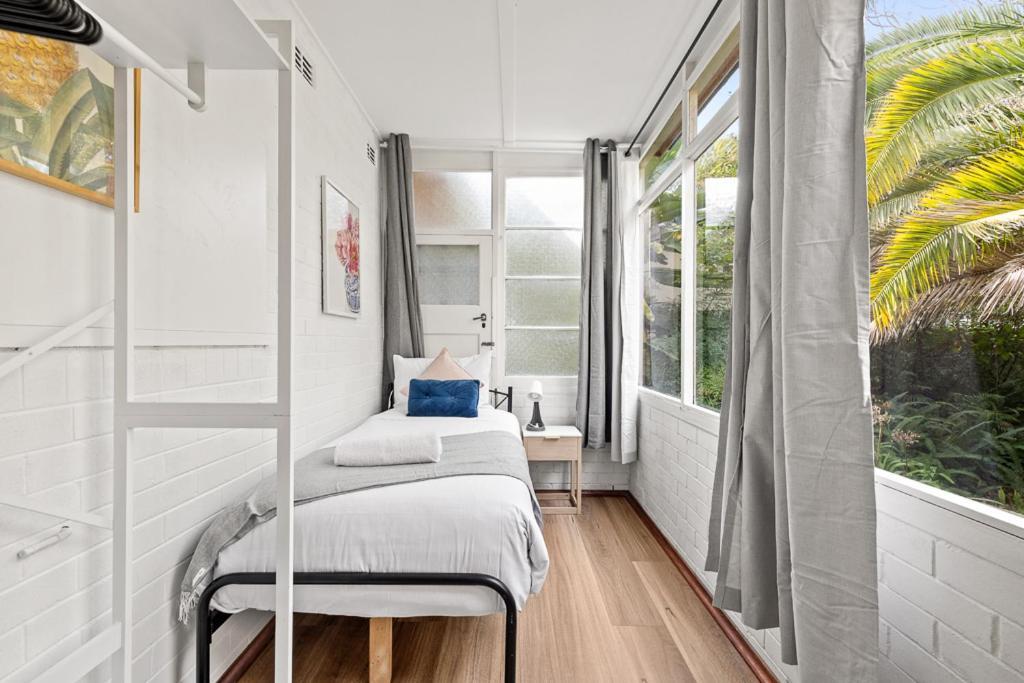 Cozy Lindfield Stayz Guest house