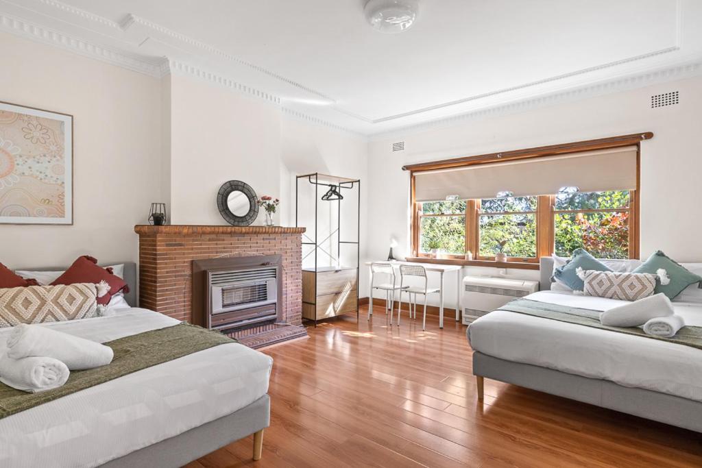 Cozy Lindfield Stayz