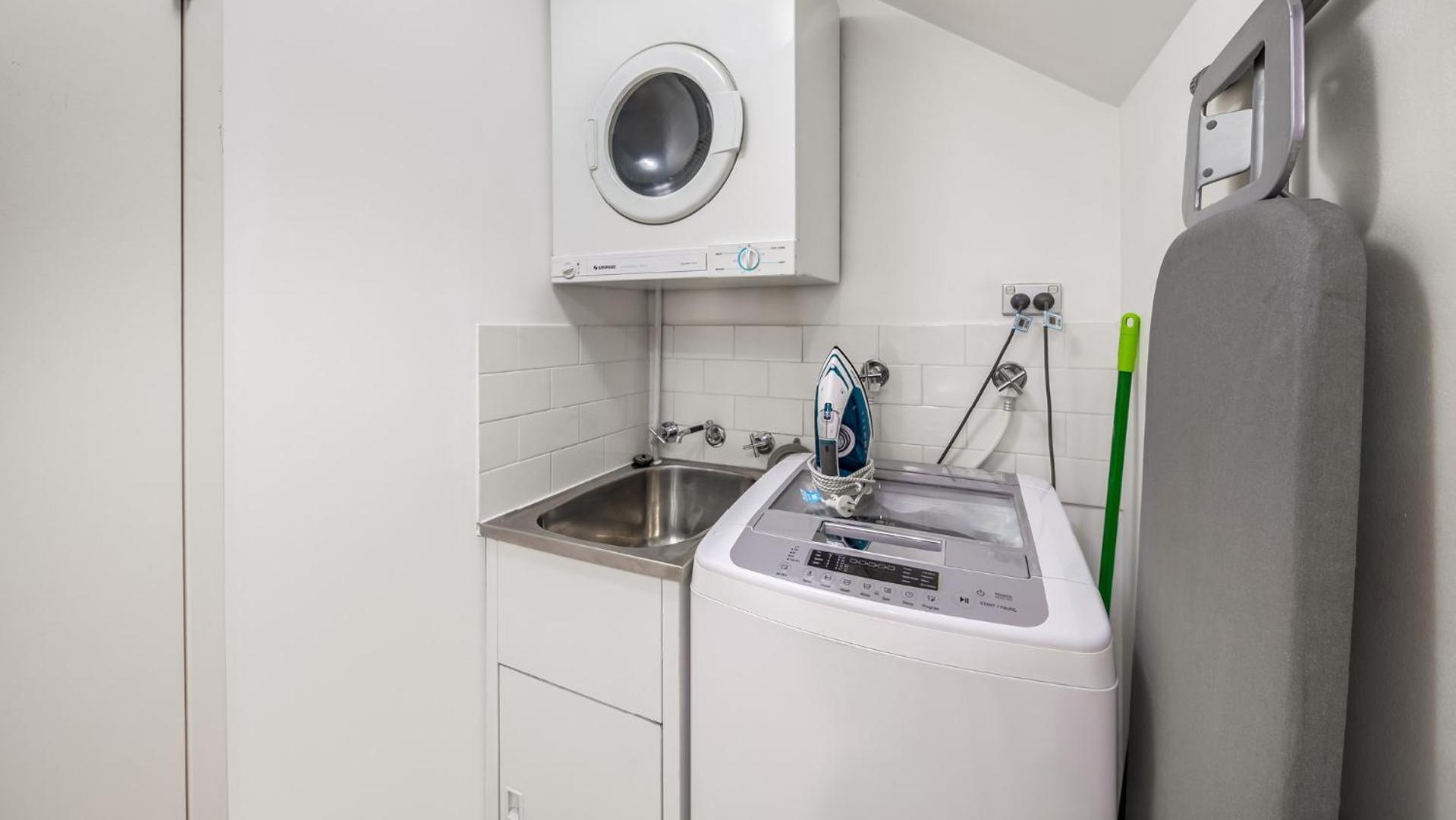 Oaks Goldsbrough 4* Sydney