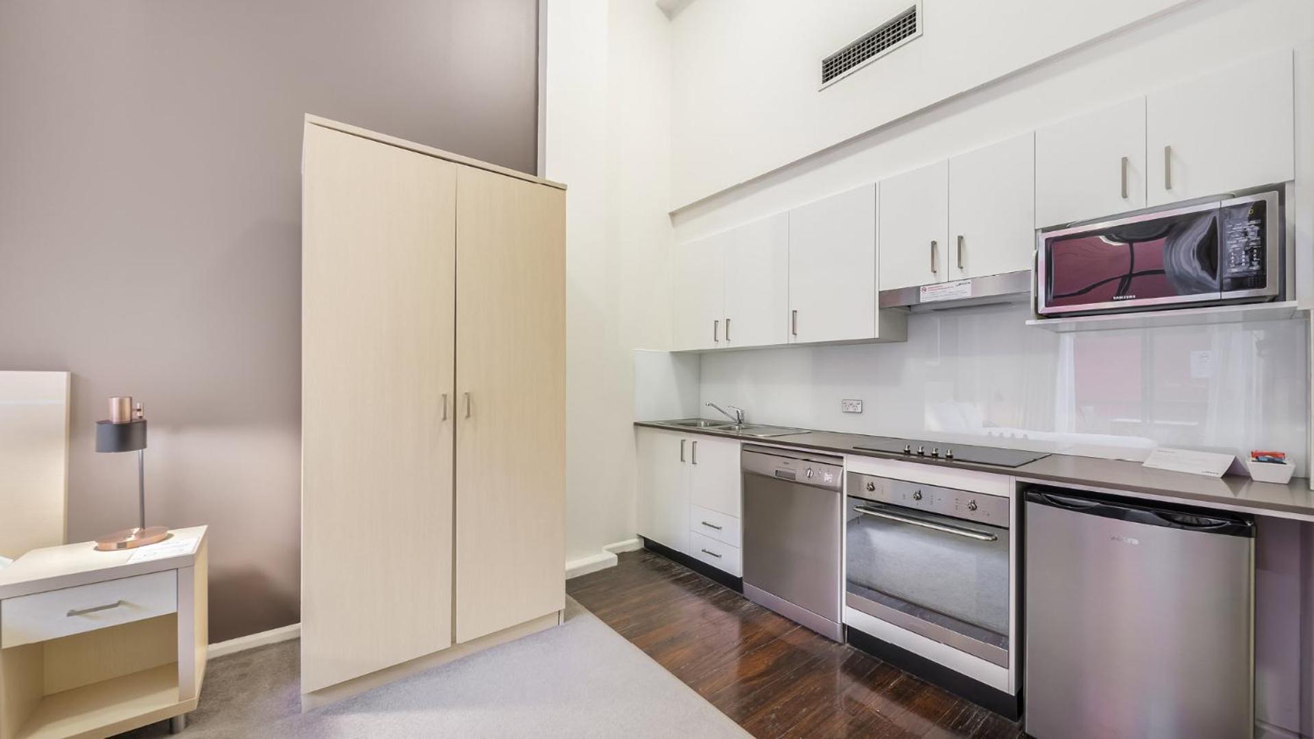 Oaks Goldsbrough 4* Sydney