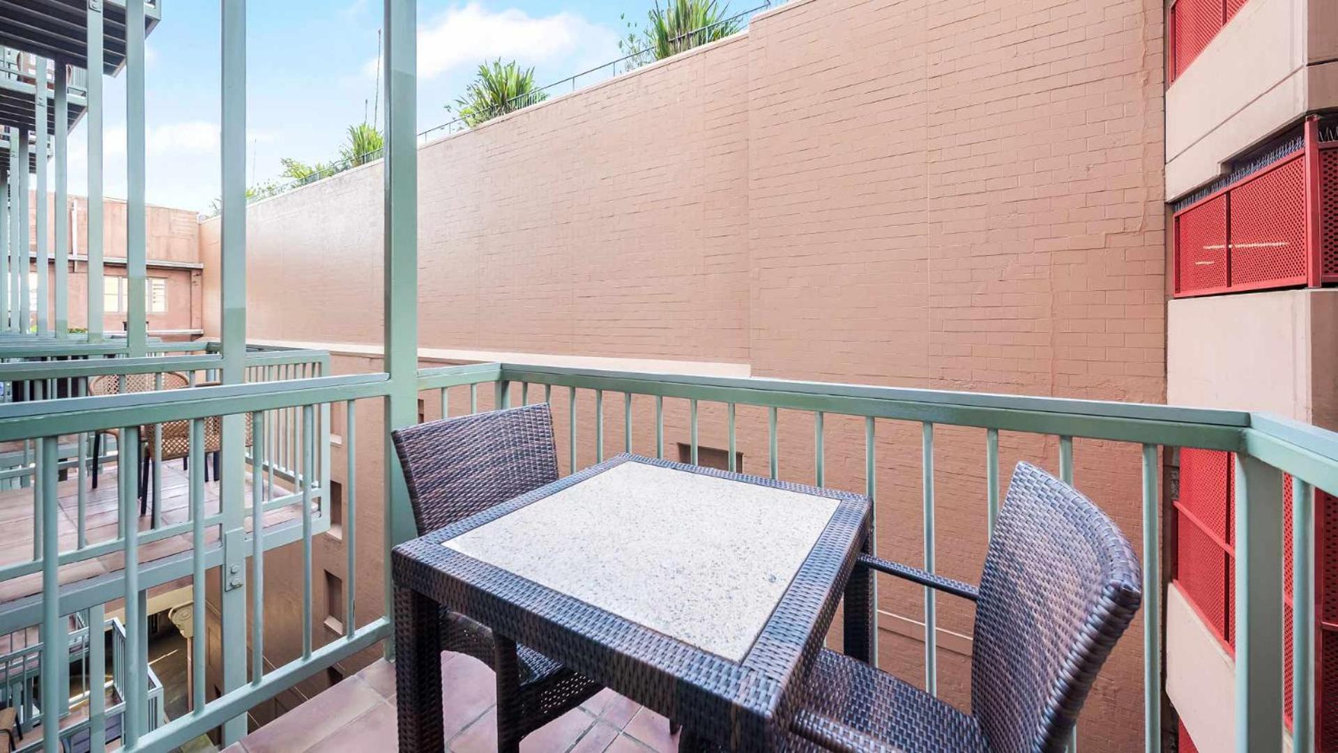 Oaks Goldsbrough Aparthotel Sydney