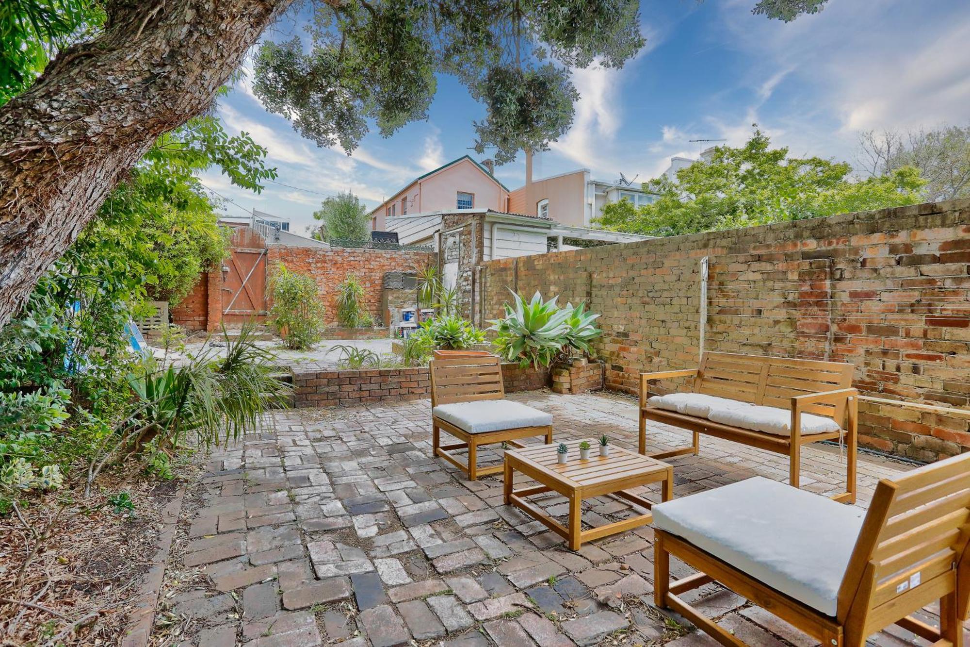 Holiday home Comfortable 2 Bedroom House Paddington 2 E-bikes Included Sydney