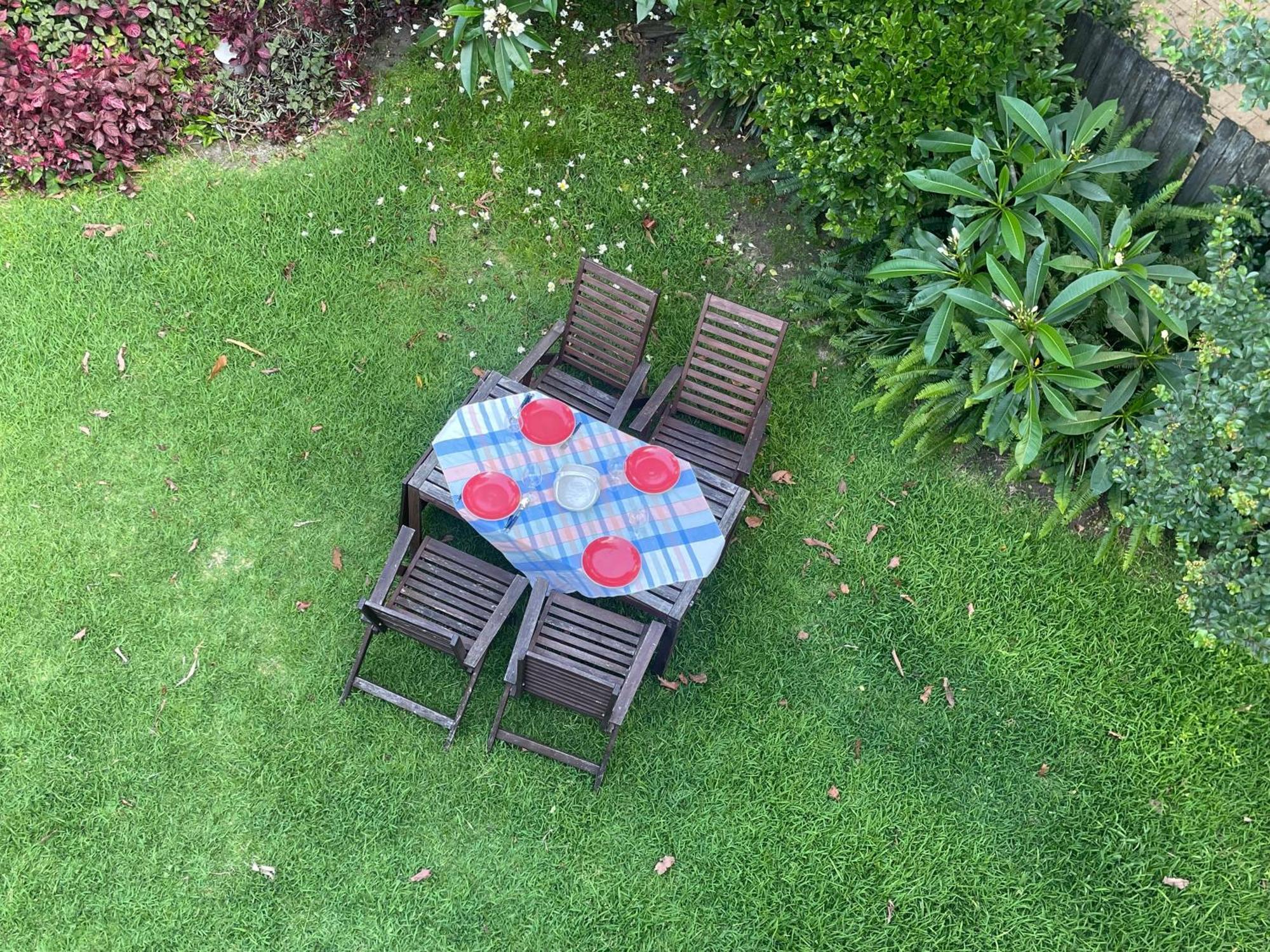 Stylish, Sunny & Spacious 2 Bedroom Apartment, Mosman * Sydney