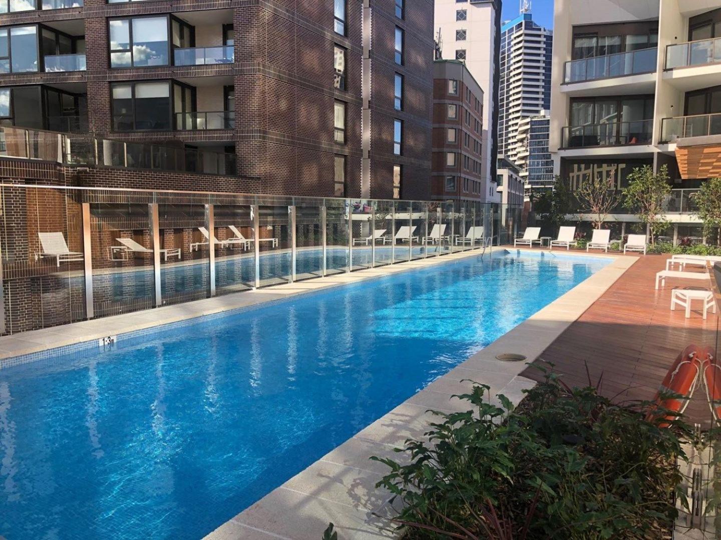 Apartamento Chic Zenith Retreat -vista, Skylight, Parking