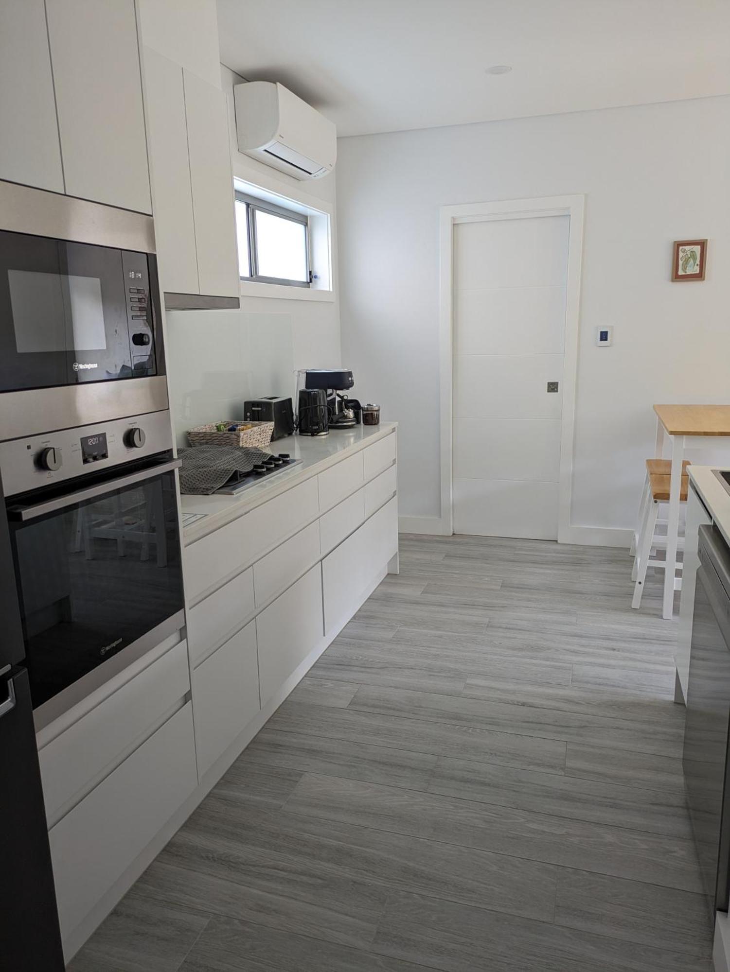 2 Bedroom With Garden Views In * Sydney