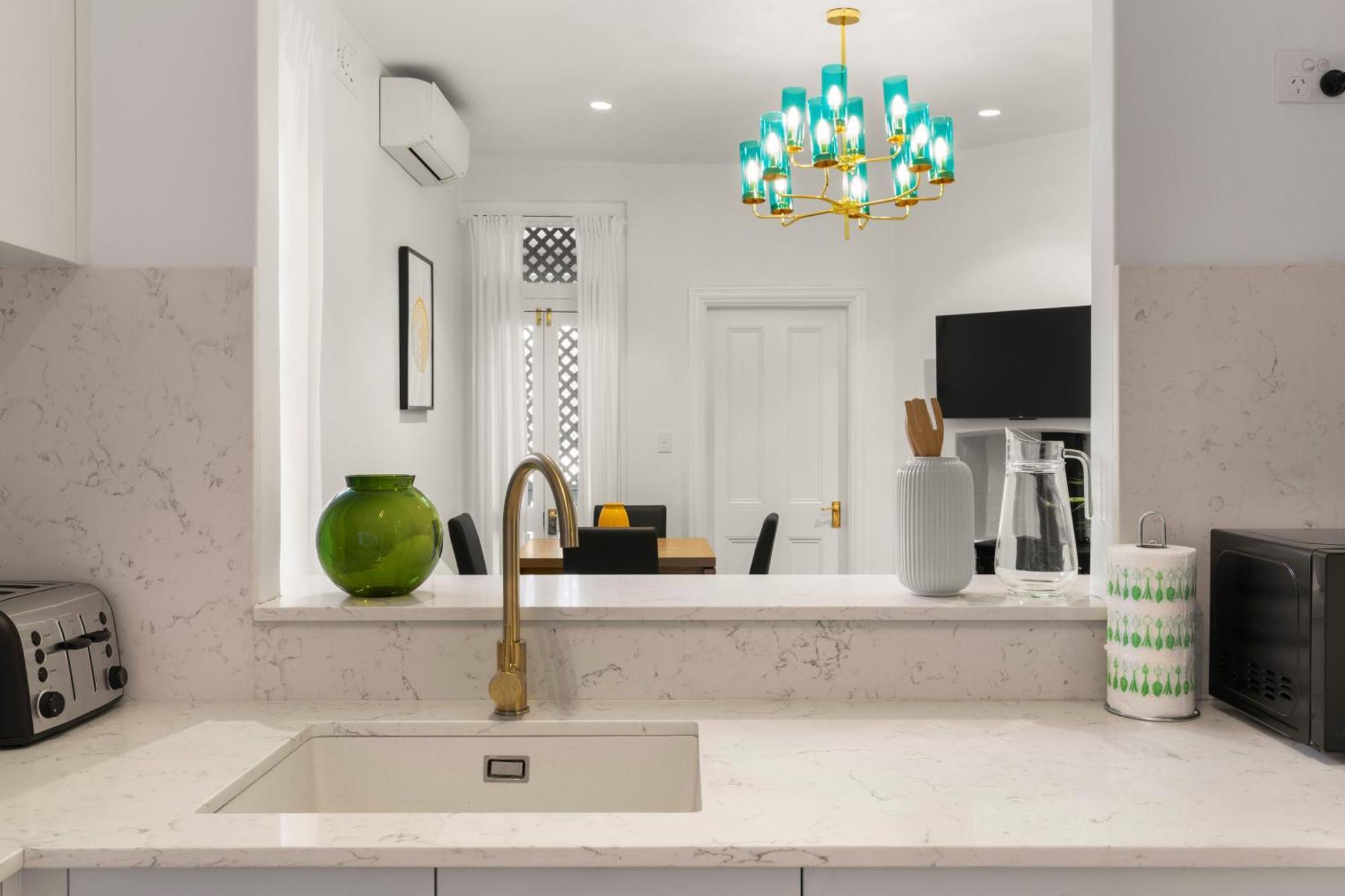 Stunning Terraced Flat Near The Opera House *
