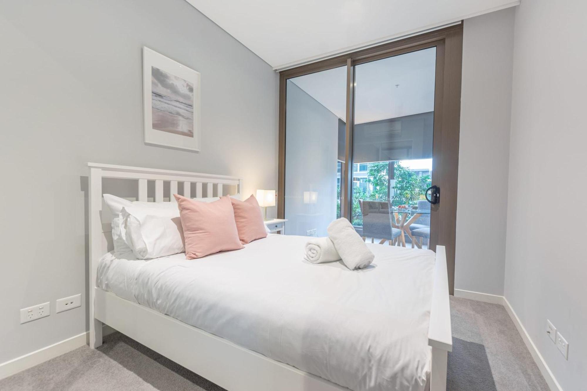 Comfy Designed 2bd W Near Bennelong Bridge Apartment Sydney