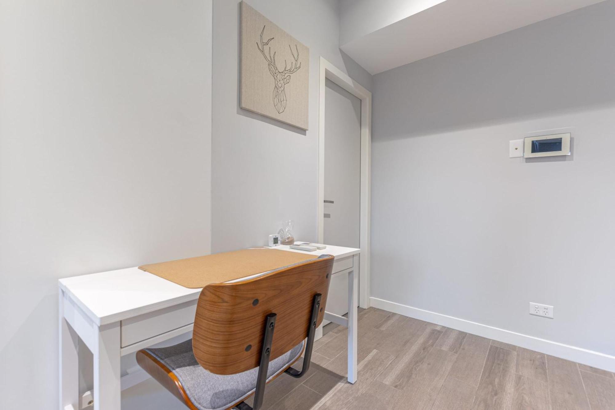 Comfy Designed 2bd W Near Bennelong Bridge Apartment