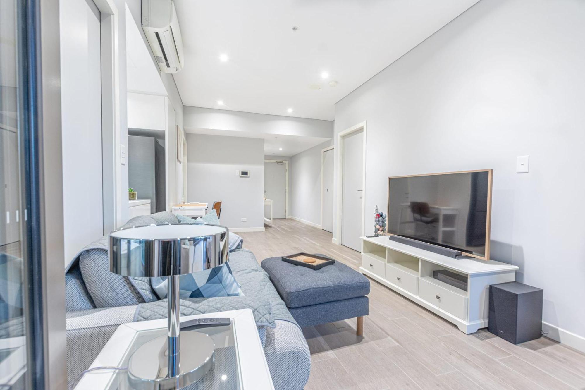 Comfy Designed 2bd W Near Bennelong Bridge *