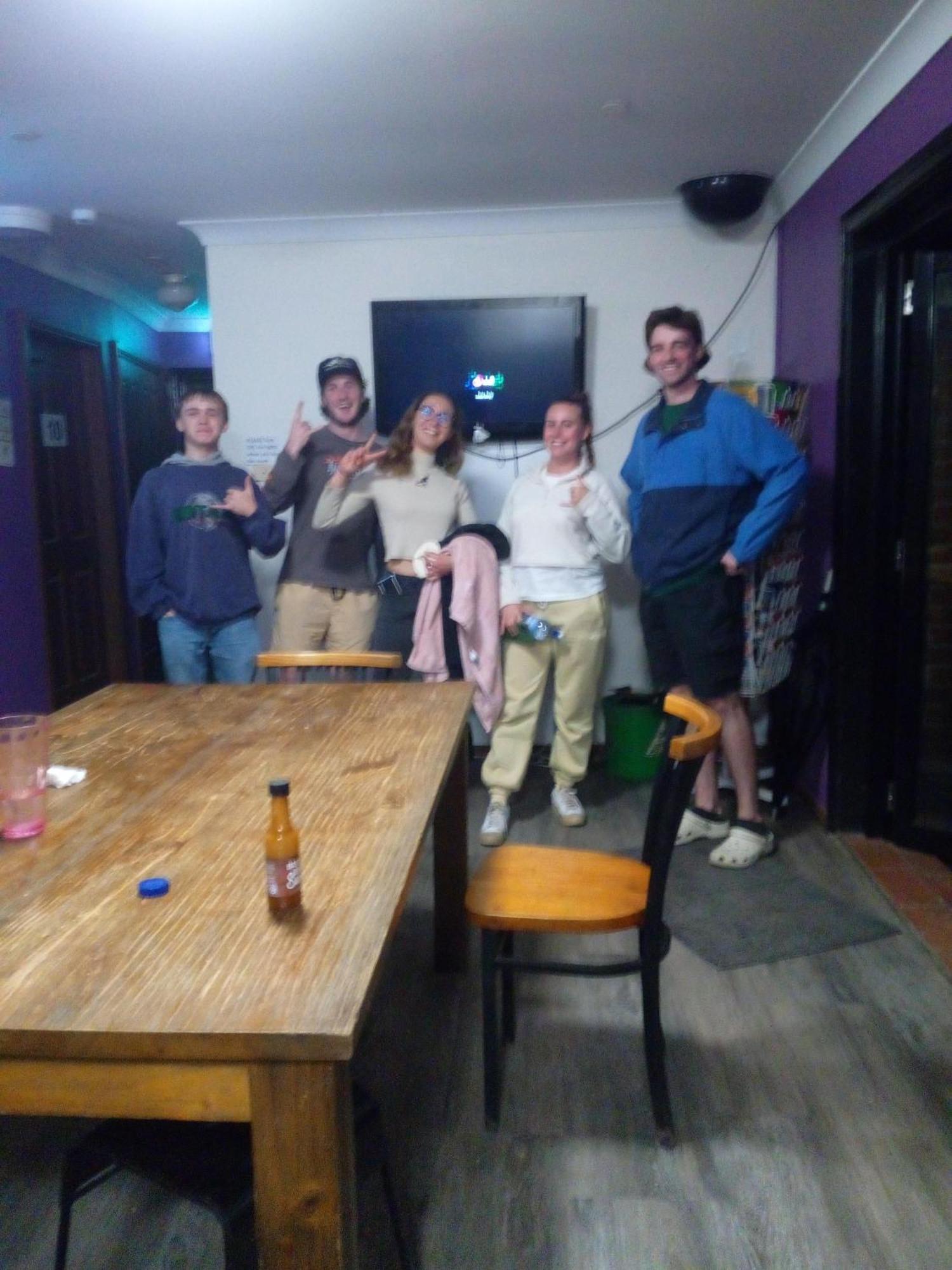 Rozelle Hostel *