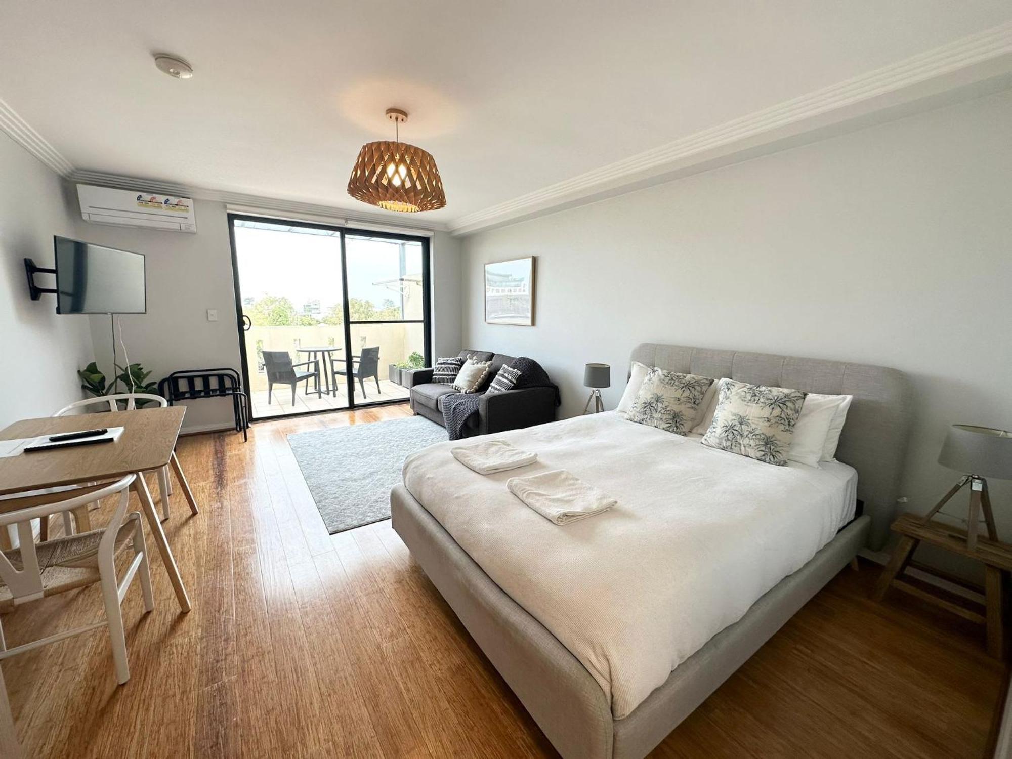 Sunny Bondi Studio Parking Couples Families Apartment *