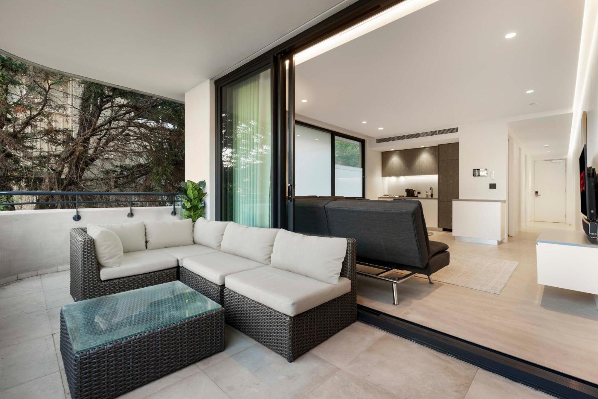 Apartment Stylish 1br With Balcony Near Coogee *