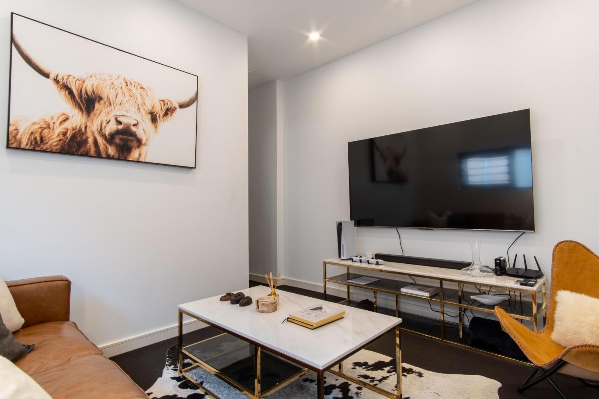 Eggie's Nest - Luxury *