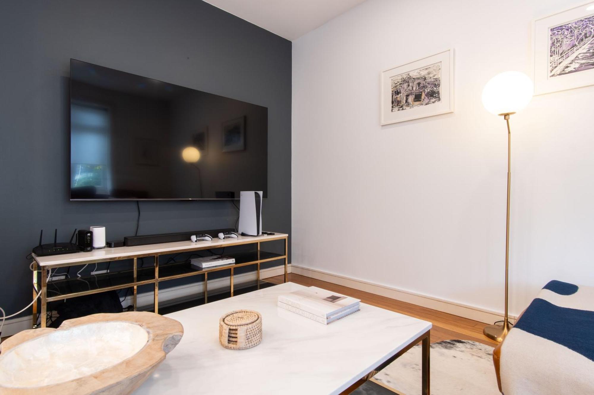 Eggie's Nest - Luxury *