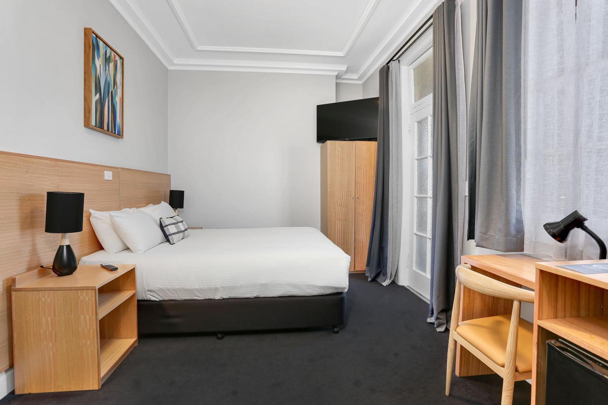 Penshurst Hotel 4*