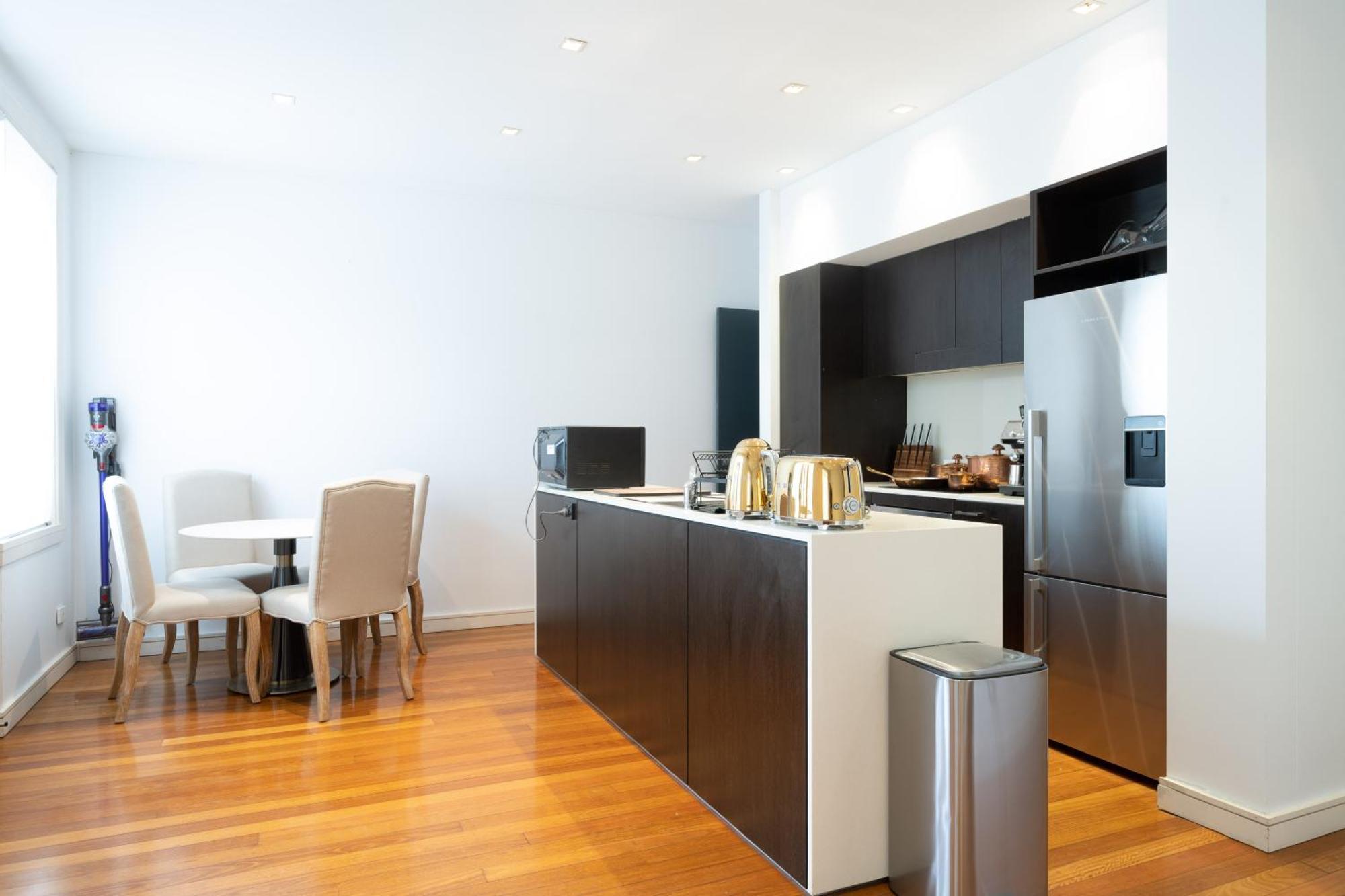 Eggie's Nest - Luxury *