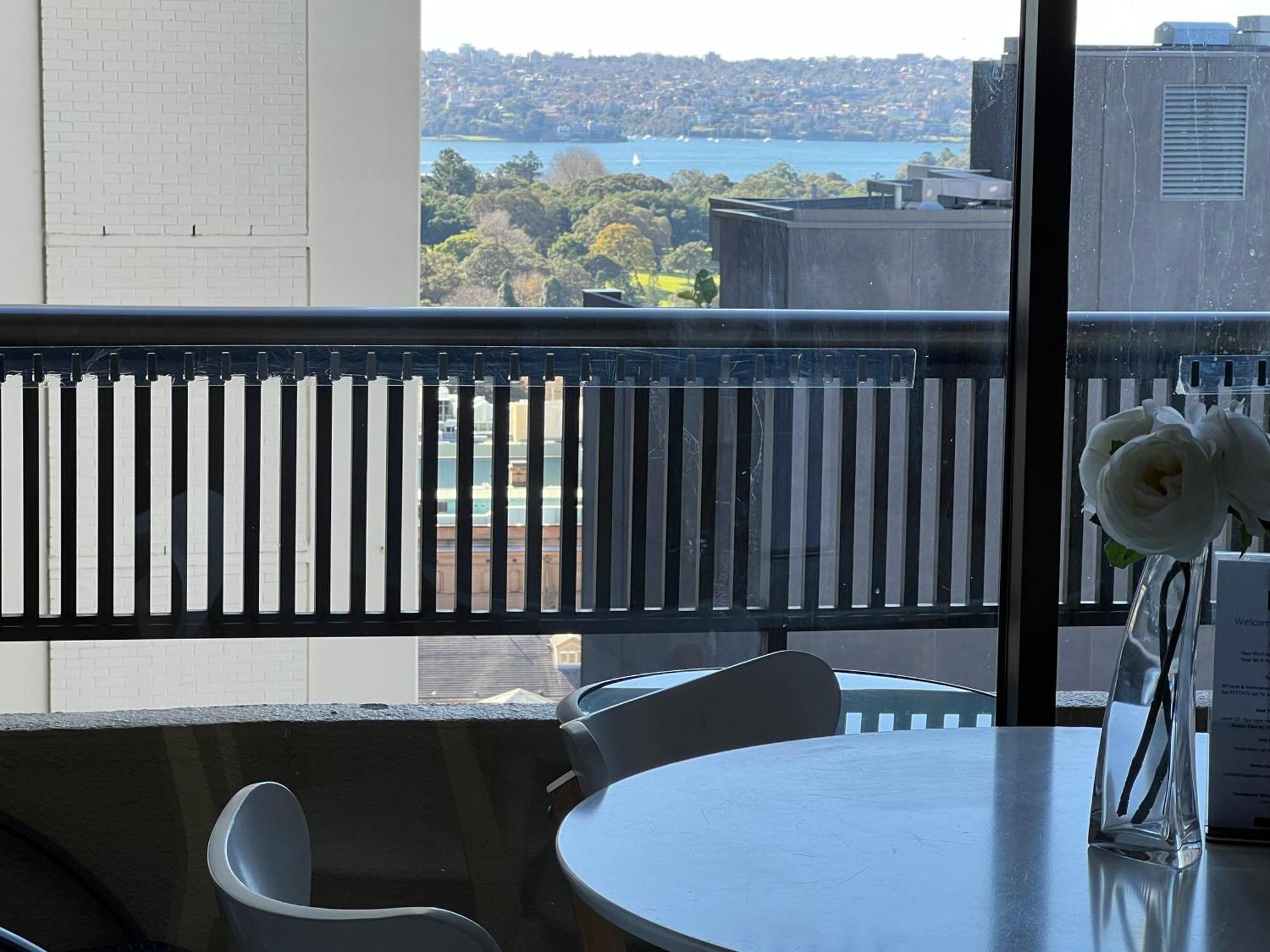 Paxsafe Hyde Park Private Apartment