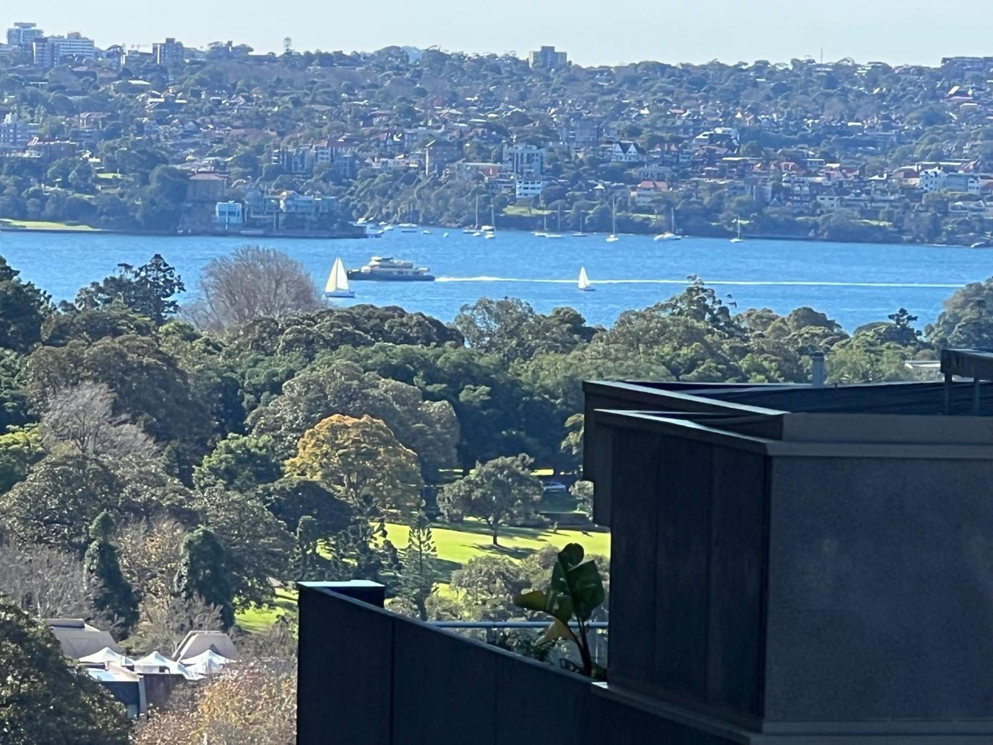 Apartment Paxsafe Hyde Park Private