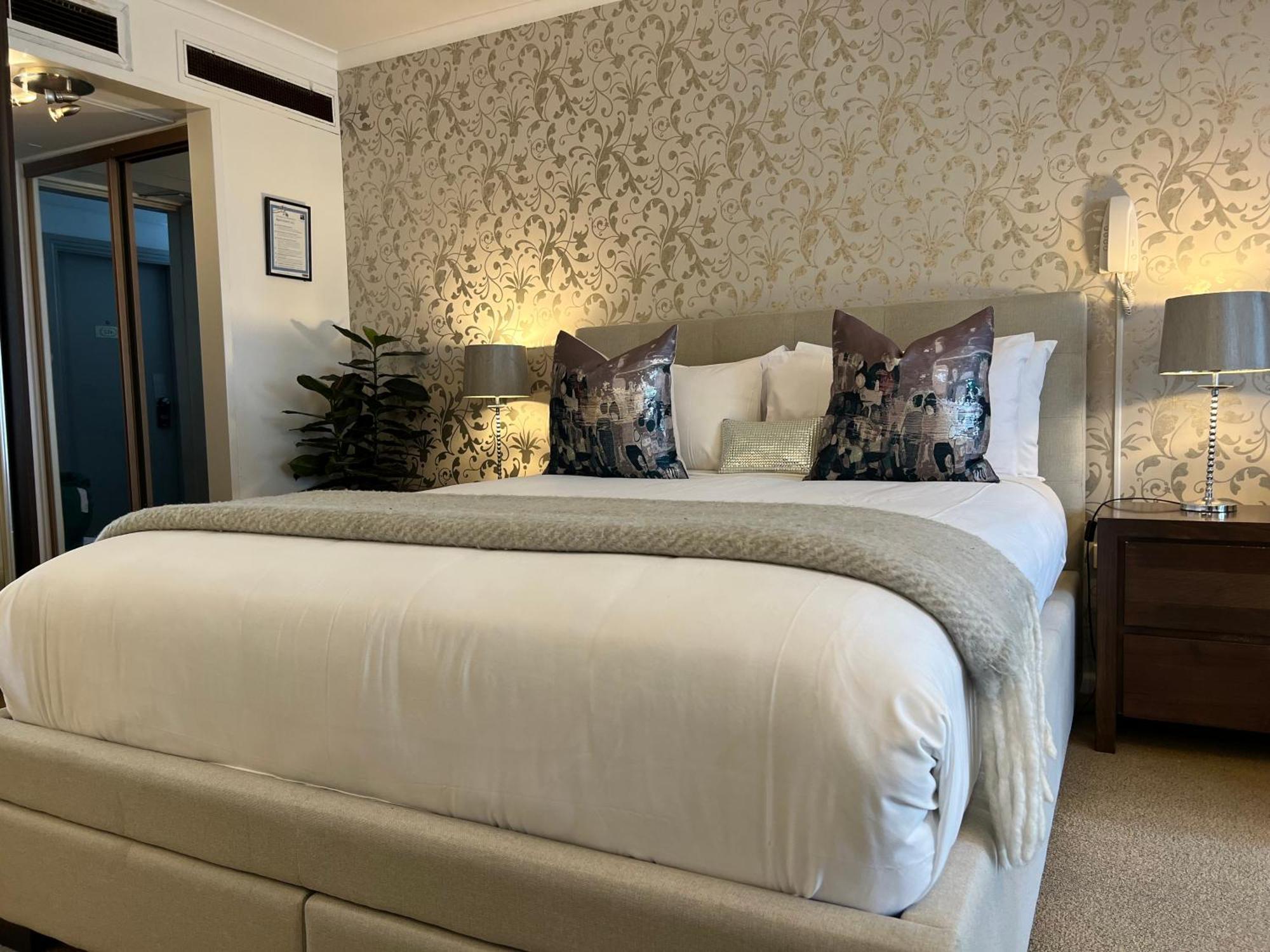 Apartment Paxsafe Hyde Park Private