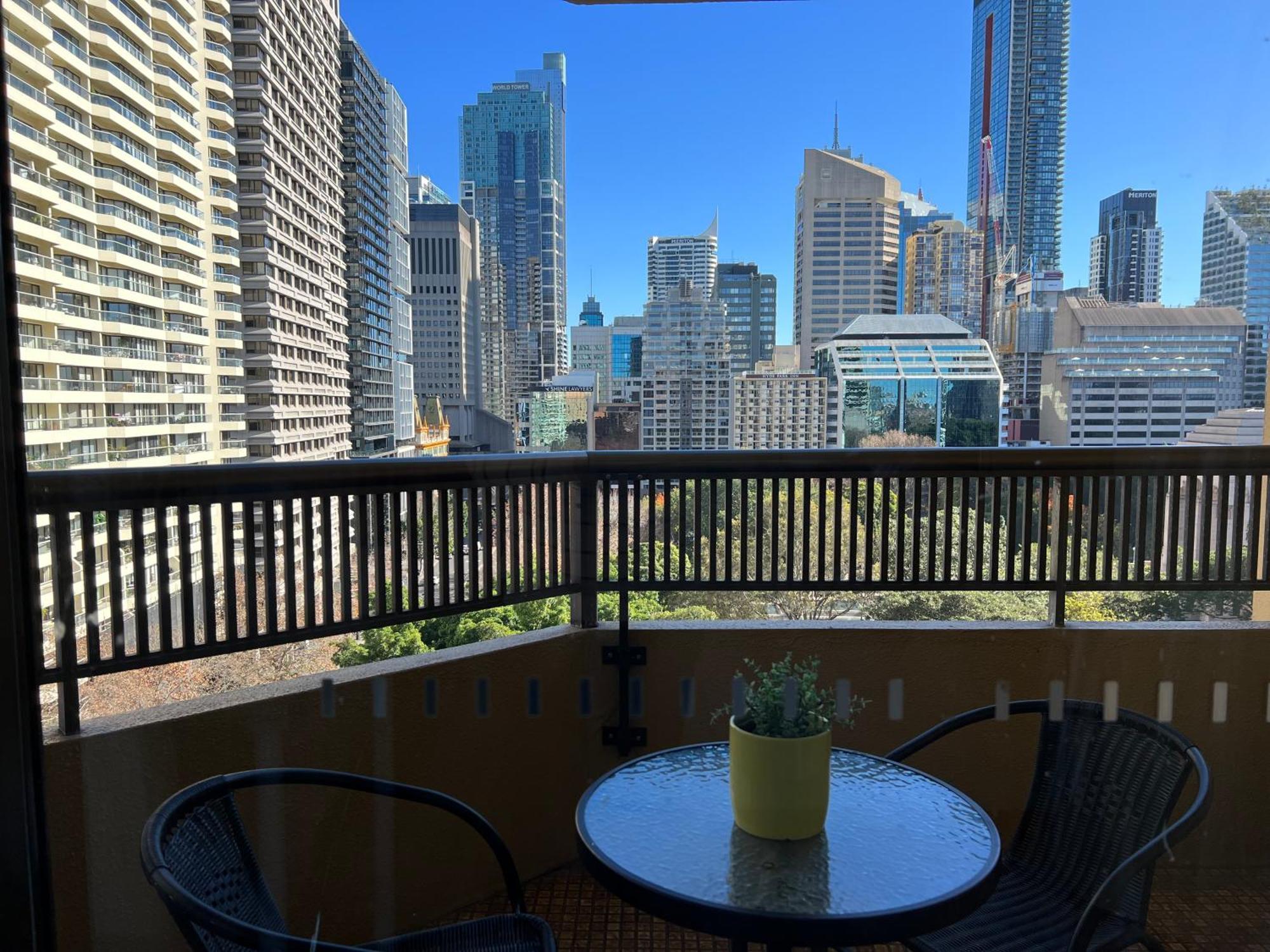 Apartment Paxsafe Hyde Park Private
