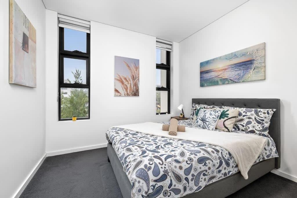 New Modern 2br 2baths In Homebush Sleeps 6 Apartment