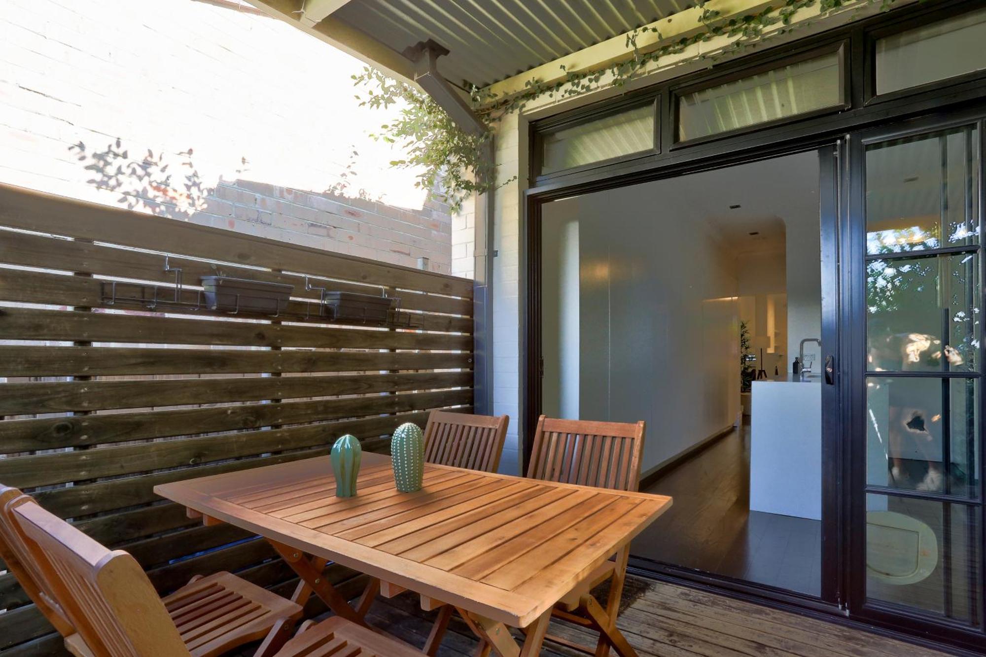 Spacious 3 Bedroom House Glebe With 2 E-bikes Included *